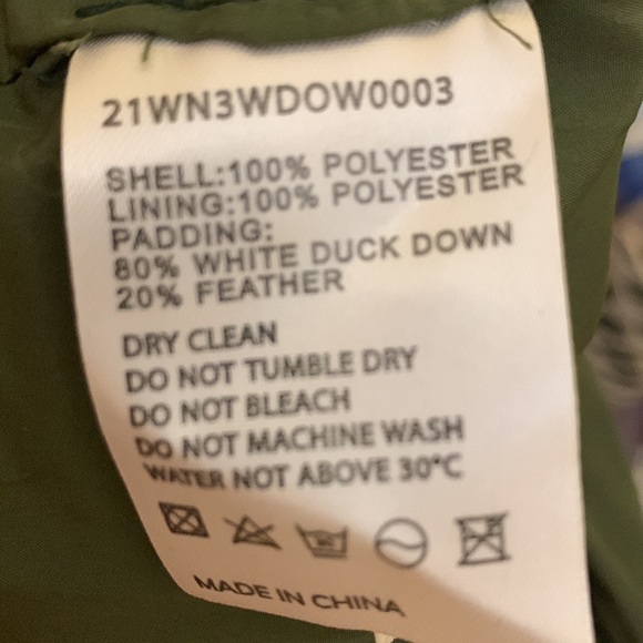 NEW nap Buttoned Sleeveless Puffer Coat - Picture 7 of 13